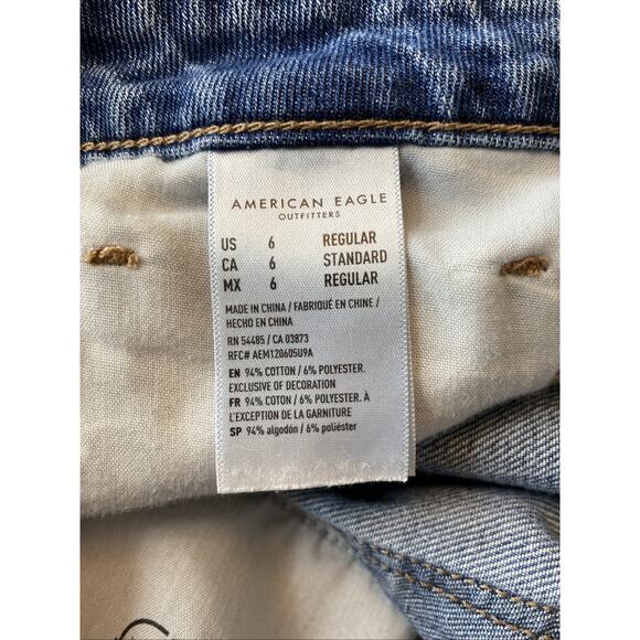 American Eagle Mom Jean Size 4 Reg Ripped Distressed High Rise Blue Boho Classic - Picture 5 of 12